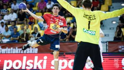 Los Hispanos Junior al borde del abismo al empatar con Alemania
